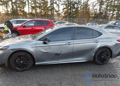 2025 Toyota Camry Se z USA, uszkodzony, nr VIN 4T1DBADK2SU510483